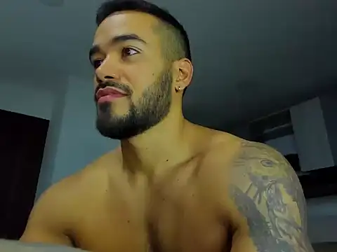 Alexander Martines online show from 10/07/25, 01:14