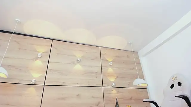 martina touss online show from 03/01/25, 02:26