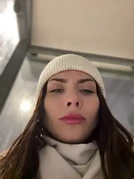 Accole online show from 01/11/25, 05:29