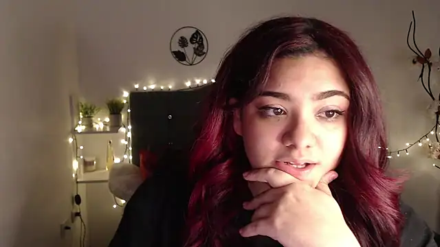 Snapshot of KathyGonzalez chatting on 01/13/25, 10:14 KathyGonzalez online show from 01/13/25, 10:14