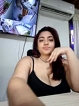 Snapshot of KathyGonzalez chatting on 01/22/25, 10:37 KathyGonzalez online show from 01/22/25, 10:37