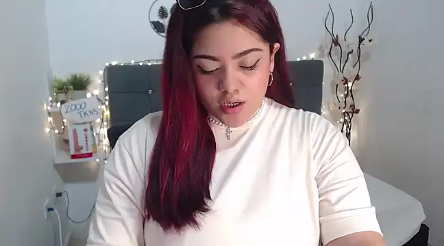 Snapshot of KathyGonzalez chatting on 02/01/25, 11:37 KathyGonzalez online show from 02/01/25, 11:37