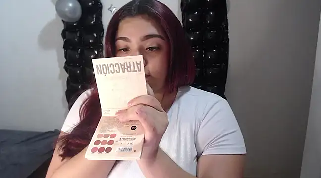 Snapshot of KathyGonzalez chatting on 03/19/25, 08:32 KathyGonzalez online show from 03/19/25, 08:32