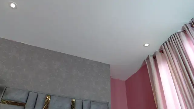 Snapshot of JuliaRose_ks chatting on 10/03/25, 11:40 JuliaRose ks online show from 10/03/25, 11:40