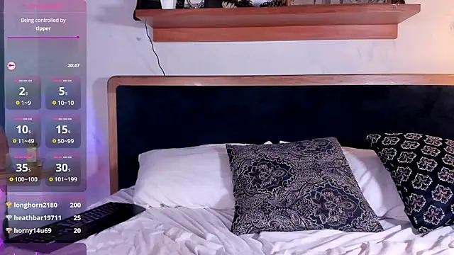 Hotsamantamature online show from 01/11/25, 12:22