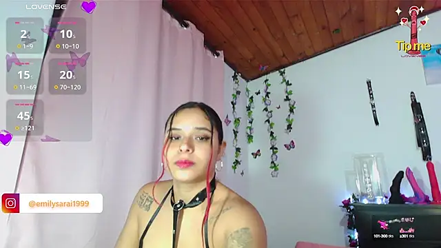 Snapshot of EmilyMeoww chatting on 03/13/25, 12:48 EmilyMeoww online show from 03/13/25, 12:48