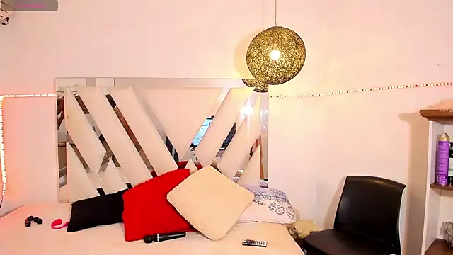 rose scottt online show from 02/26/25, 03:08