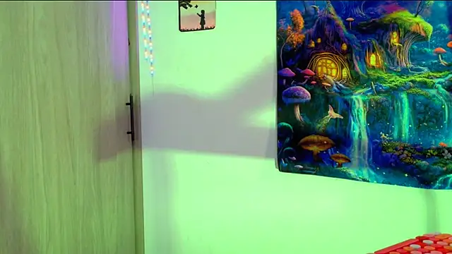 Snapshot of CatrinaRossi chatting on 11/03/25, 10:42 CatrinaRossi online show from 11/03/25, 10:42