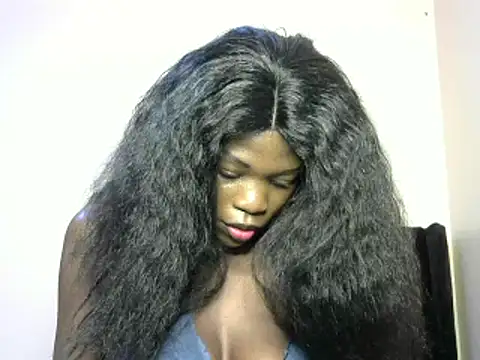 Snapshot of Moniklavy chatting on 02/17/25, 08:15 Moniklavy online show from 02/17/25, 08:15