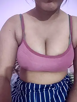 Snapshot of Bittu-rani chatting on 11/18/25, 07:35 Bittu-rani online show from 11/18/25, 07:35