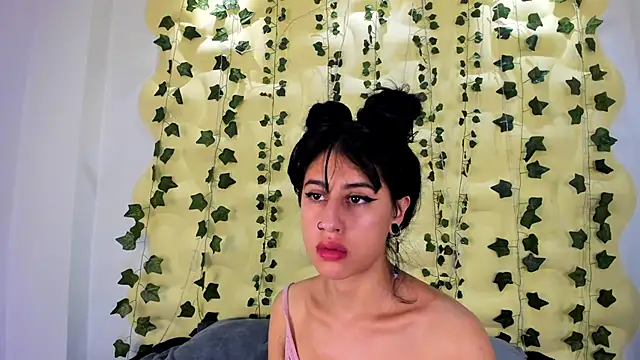 Natasha Nasty2 online show from 03/05/25, 09:04