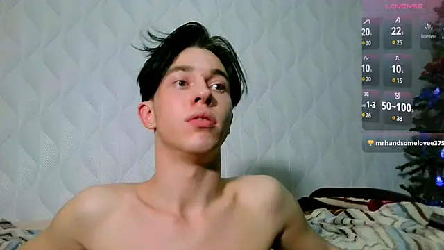 Snapshot of Jerry_Bomb chatting on 01/05/25, 12:31 Jerry Bomb online show from 01/05/25, 12:31