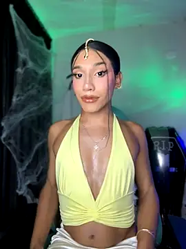 Emaa- online show from 10/17/25, 11:18