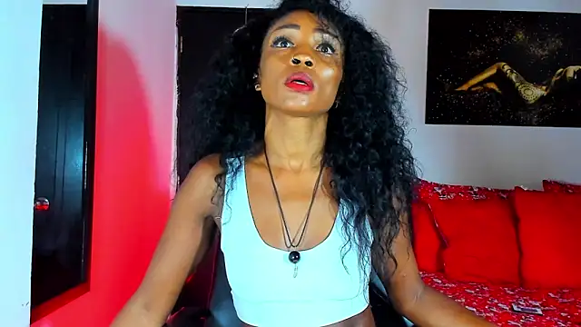Snapshot of KimberlyBanks2 chatting on 01/05/25, 12:42 KimberlyBanks2 online show from 01/05/25, 12:42