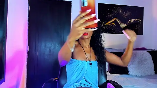 Snapshot of KimberlyBanks2 chatting on 01/16/25, 10:21 KimberlyBanks2 online show from 01/16/25, 10:21