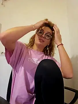 Selenna emma online show from 10/21/25, 03:13