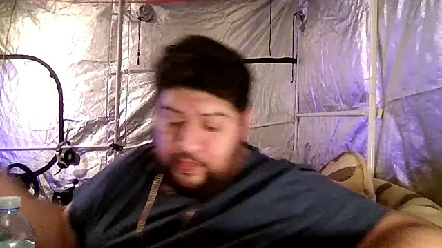 Snapshot of Sexyfrank36 chatting on 03/22/25, 09:34 Sexyfrank36 online show from 03/22/25, 09:34