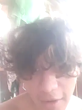 pedrodavid  online show from 11/20/25, 02:50