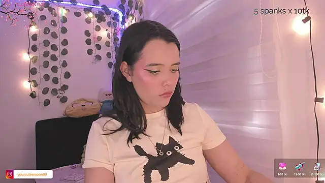 Snapshot of moonliiiight1 chatting on 02/03/25, 09:07 moonliiiight1 online show from 02/03/25, 09:07