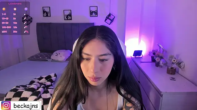 Snapshot of Beck_jones chatting on 10/22/25, 02:39 Beck jones online show from 10/22/25, 02:39