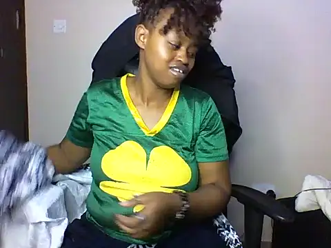 Candii wet  online show from 11/13/25, 04:50