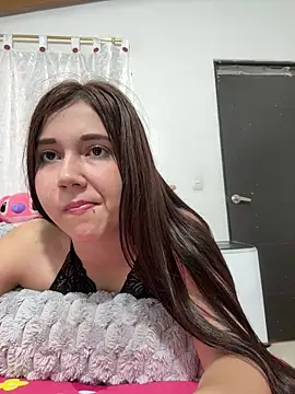 mia cooper 24 online show from 01/03/25, 07:29