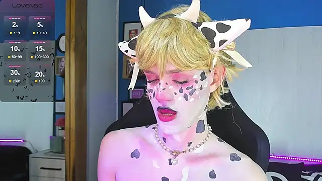 VladHellsing4 online show from 10/21/25, 02:40