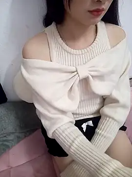 Snapshot of Lovely_kute chatting on 12/16/24, 03:32 Lovely kute online show from 12/16/24, 03:32