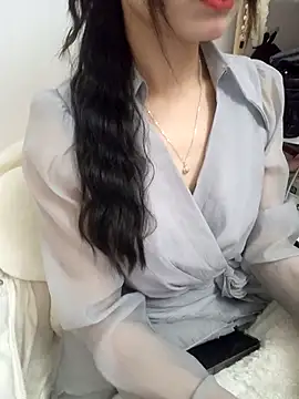 Snapshot of Lovely_kute chatting on 03/08/25, 03:13 Lovely kute online show from 03/08/25, 03:13