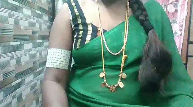 Hot akshara online show from 12/03/24, 10:07