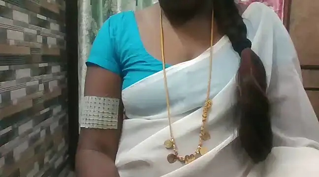 Hot akshara online show from 12/04/24, 07:45