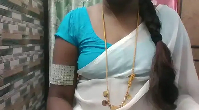 Hot akshara online show from 12/04/24, 10:51