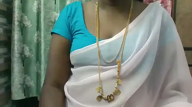 Hot akshara online show from 12/09/24, 11:34