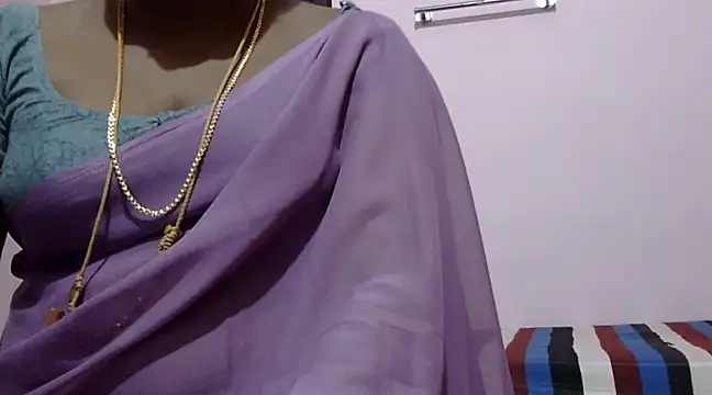 Hot akshara online show from 03/02/25, 08:48