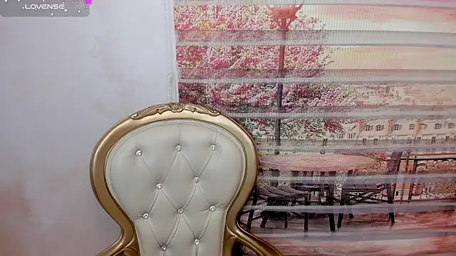 Leah Sweetie online show from 02/04/25, 11:16