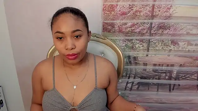 Leah Sweetie online show from 02/08/25, 11:22