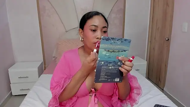 Leah Sweetie online show from 02/12/25, 02:32