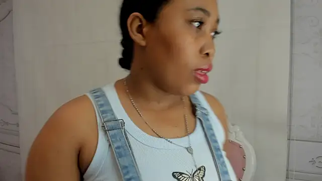 Leah Sweetie online show from 03/08/25, 11:16