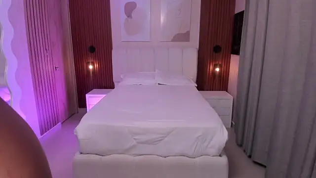 Leah Sweetie online show from 10/21/25, 10:27