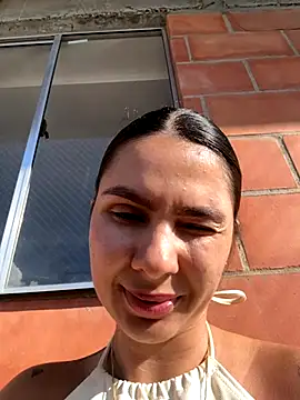 SofiaG  online show from 11/21/25, 08:40