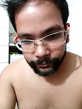 Snapshot of lele9457 chatting on 10/15/25, 03:17 lele9457 online show from 10/15/25, 03:17