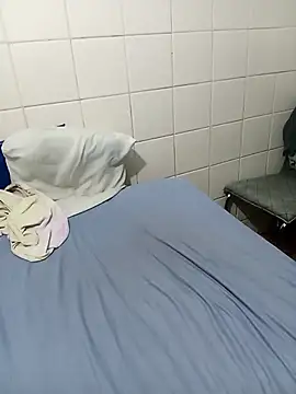 Snapshot of lele9457 chatting on 11/06/25, 07:26 lele9457 online show from 11/06/25, 07:26