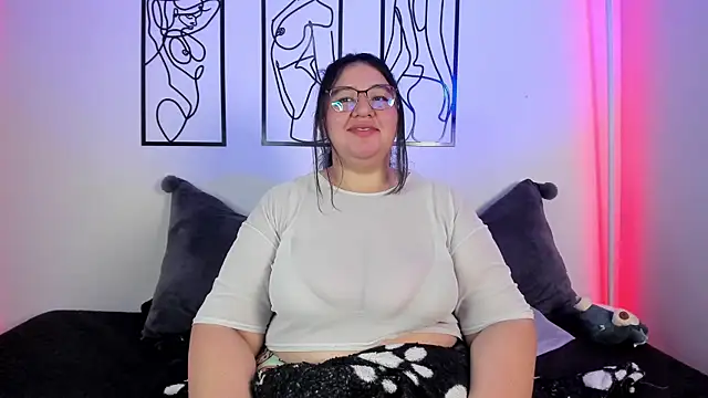 Snapshot of RubyPirsso18 chatting on 03/15/25, 10:11 RubyPirsso18 online show from 03/15/25, 10:11