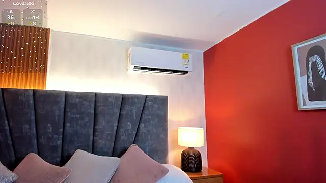 Snapshot of Ada__lee_ chatting on 10/29/25, 01:30 Ada lee online show from 10/29/25, 01:30