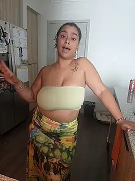 cinnaminnie online show from 11/05/25, 08:42