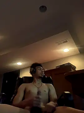 Snapshot of ZADDY48 chatting on 11/08/25, 07:41 ZADDY48 online show from 11/08/25, 07:41