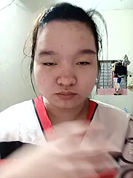 Thomgdee online show from 10/23/25, 01:27