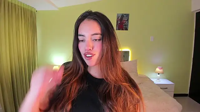 Snapshot of _Charlotte_evans_1 chatting on 11/10/25, 09:03 Charlotte evans 1 online show from 11/10/25, 09:03