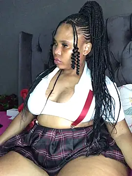 Snapshot of Anaelle24 chatting on 02/21/25, 03:32 Anaelle24 online show from 02/21/25, 03:32