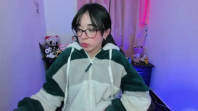 Snapshot of indra_cam chatting on 01/23/25, 08:57 indra cam online show from 01/23/25, 08:57